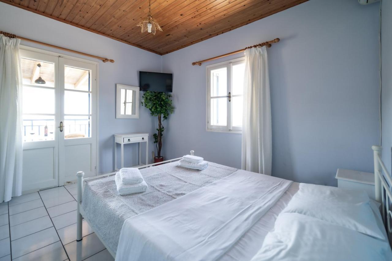 Philyra Appartments Agia Pelagia  Bagian luar foto