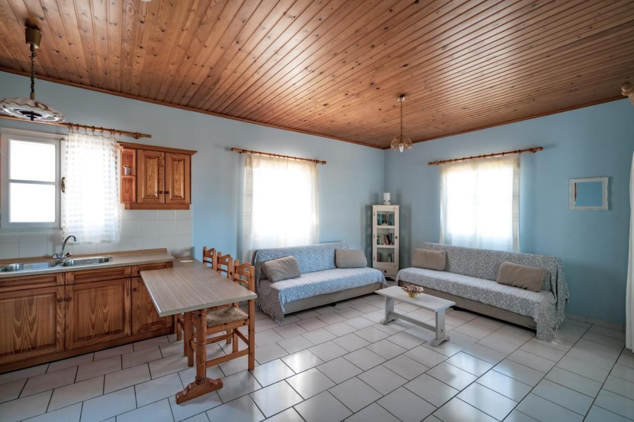 Philyra Appartments Agia Pelagia  Bagian luar foto