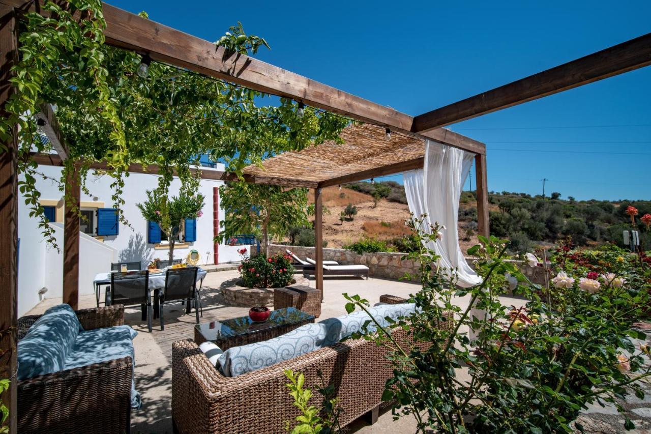 Philyra Appartments Agia Pelagia  Bagian luar foto